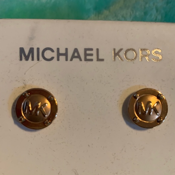 Michael Kors Earrings Rose Gold NWT - Picture 1 of 5